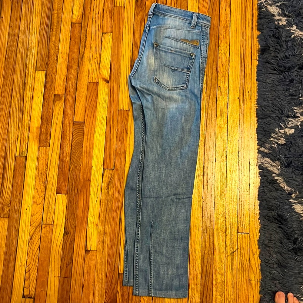 Diesel Jeans Style Darron Size 28x30 (hemmed)